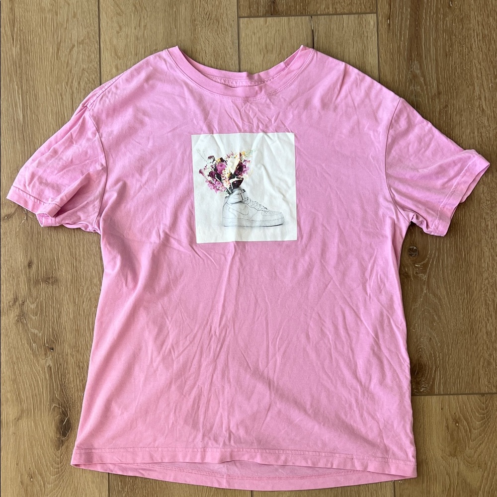 Nike Graphic Tee